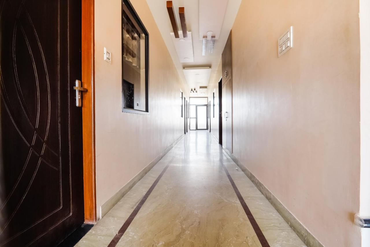 Capital O70964 Hotel D Mercy Nágpur Kültér fotó